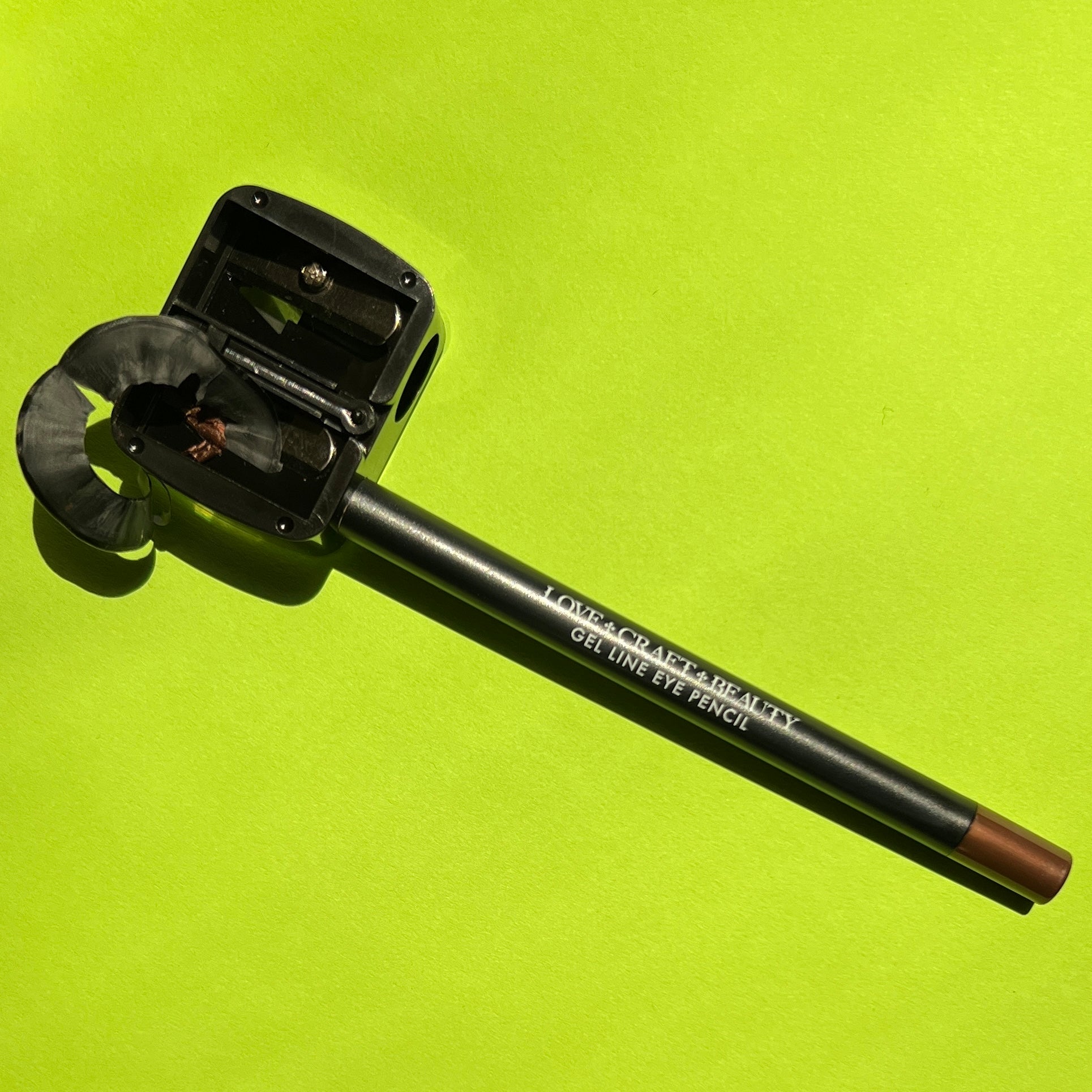 Motor Gel Line Eye Pencil