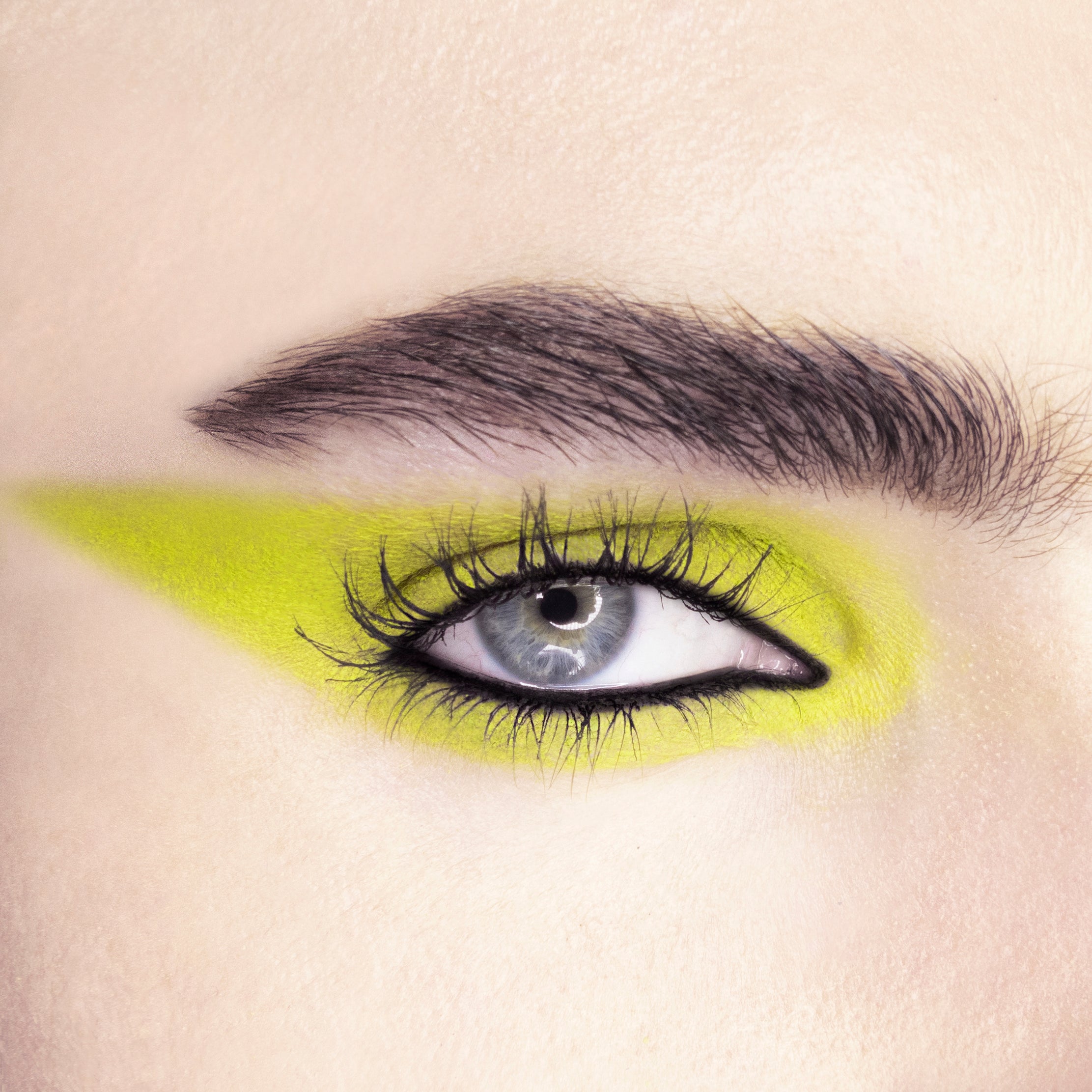 Radical Gel Line Eye Pencil